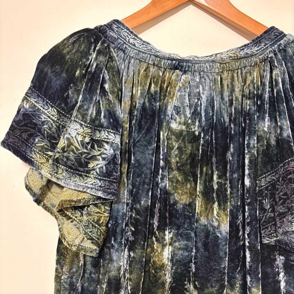 NWT Kyla Seo Blouse Crushed Velvet Green Sz S Boho Embroidered Whimsigoth Fairy - Picture 13 of 16